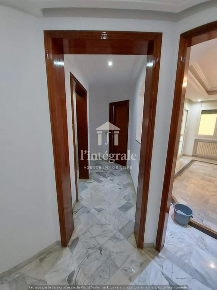 Ariana Ville El Menzah 7 Location Appart. 4 pices S3 standing menzah7bis