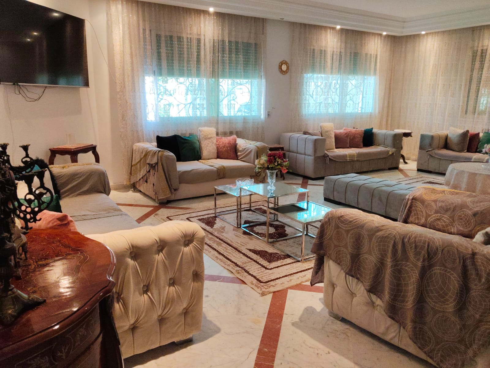 La Soukra&nbsp;Chotrana 2&nbsp;Location vacances&nbsp;Maisons&nbsp;La soukra chotrana2 loc vill nuit�