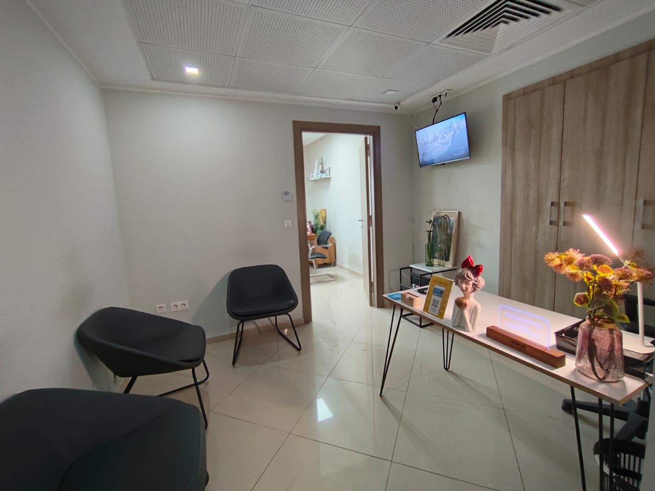 Cite El Khadra Zone urbaine nord Bureaux & Commerces Bureau Cun loc bur mdical