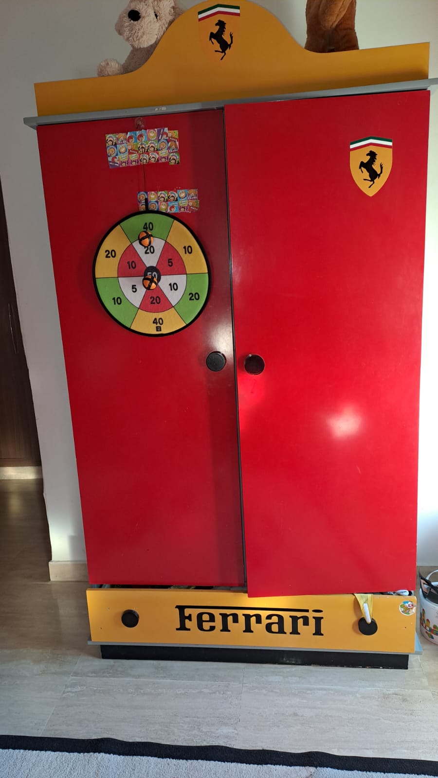 Ain Zaghouan Jardins de Carthage Meubles d'enfant Chambres d'enfant Chambre ferrari enfant ou ado parfait tat