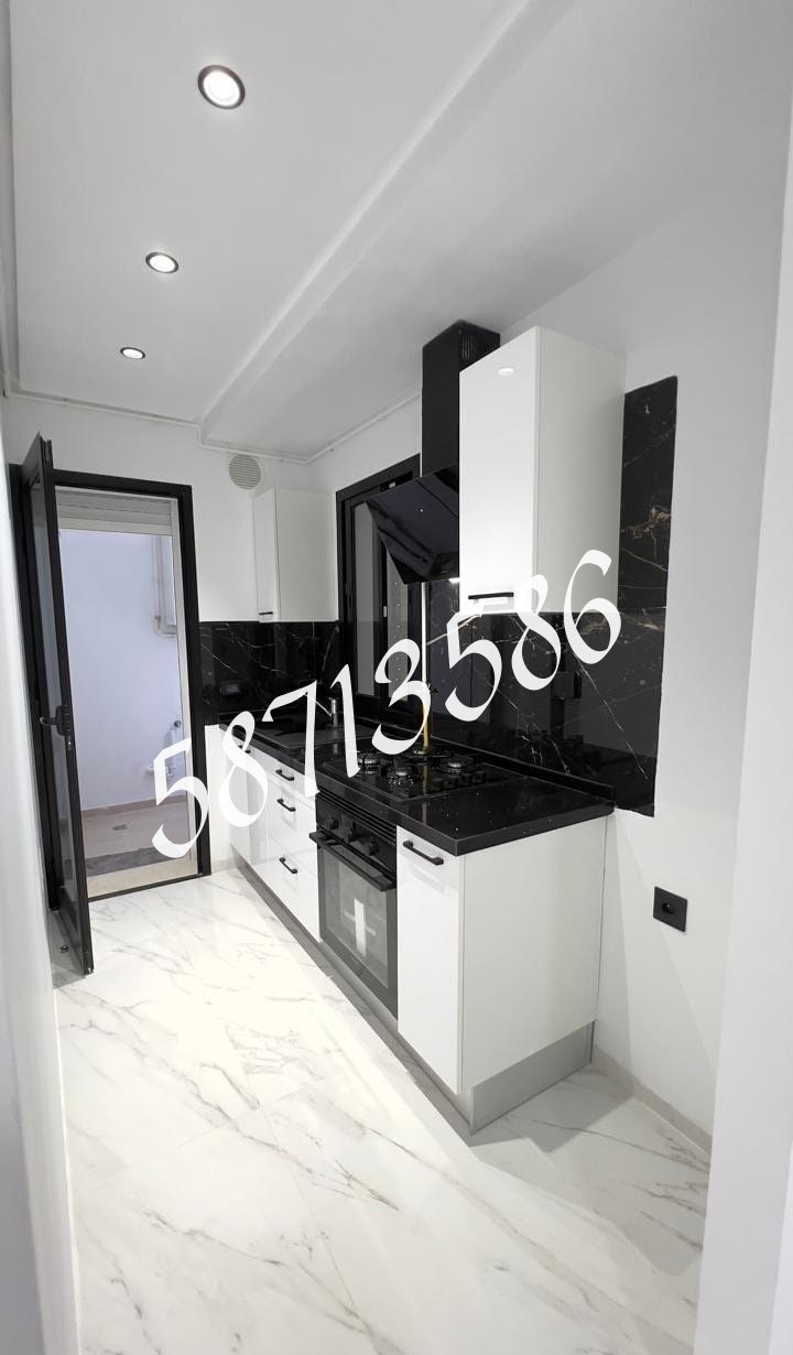 La Marsa El Aouina Location Appart. 1 pice S 0 spacieux cite wahat pres carrefour