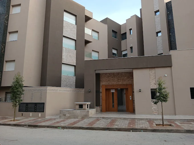 Ain Zaghouan&nbsp;Jardins de Carthage&nbsp;Location&nbsp;Appart. 4 pi�ces&nbsp;Appartement a jardin de carthage