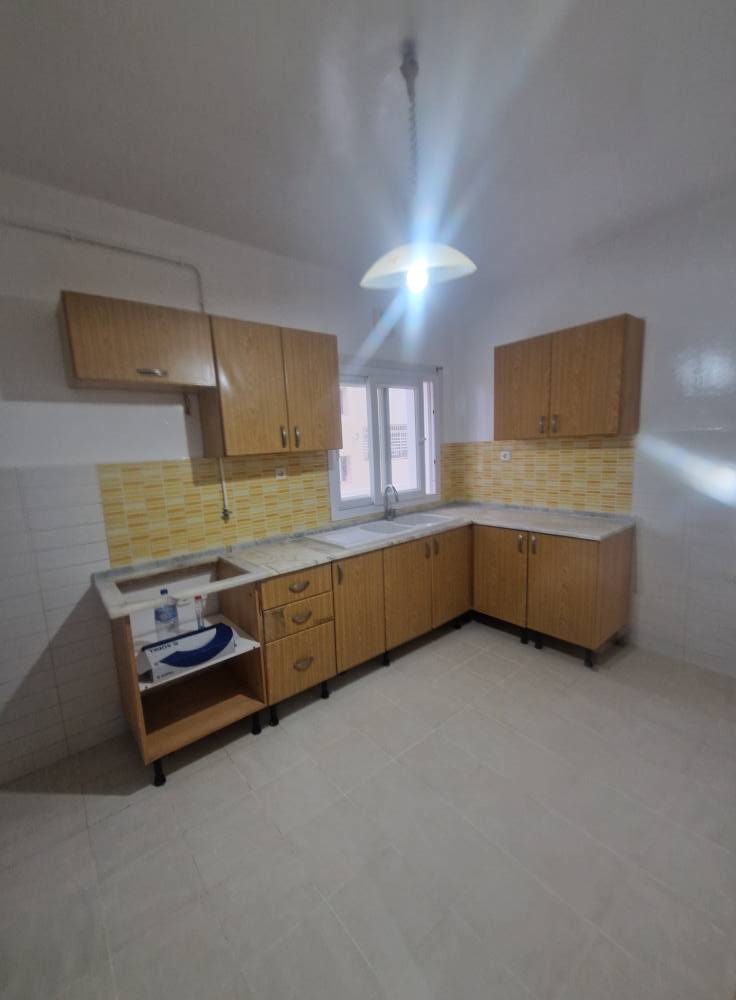 Ariana Ville Cite Ennasr 2 Location Appart. 3 pices S2 riadh el andalous cot parc nahlii