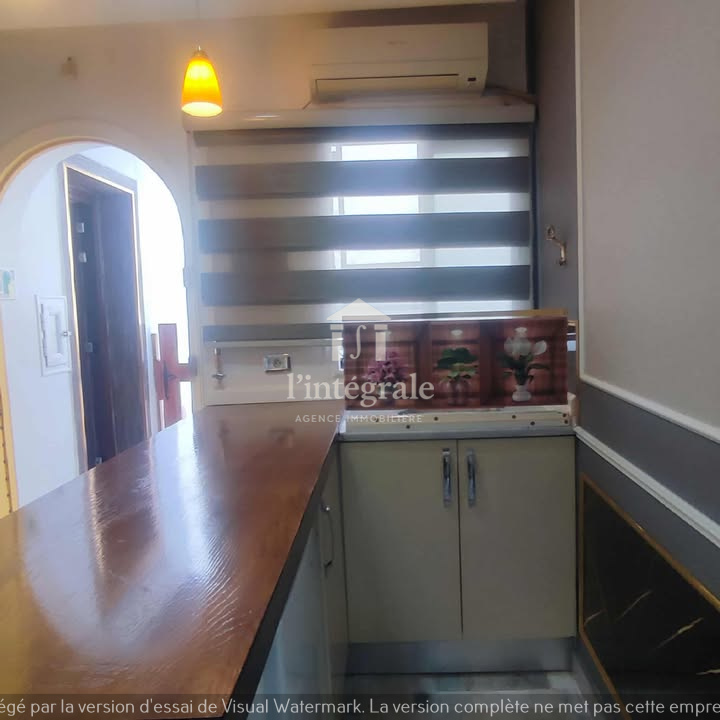 Ariana Ville El Menzah 8 Location Appart. 2 pices S1 semi meubl  menzah8