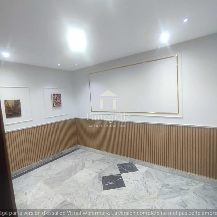 Ariana Ville El Menzah 8 Location Appart. 2 pices S1 semi meubl  menzah8