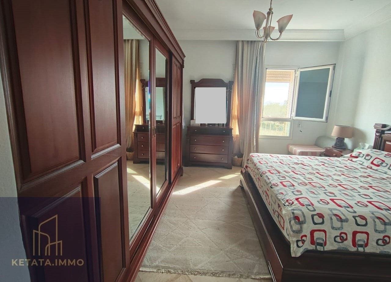 La Soukra La Soukra Vente Appart. 4 pices Soukra park vnt s3 st028