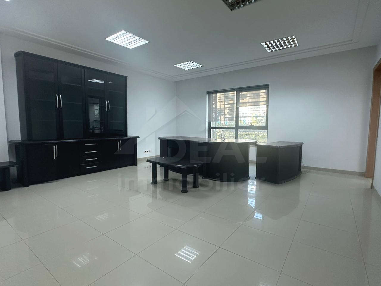 La Marsa Berge Du Lac Bureaux & Commerces Bureau Al bureau 270m2 lac1