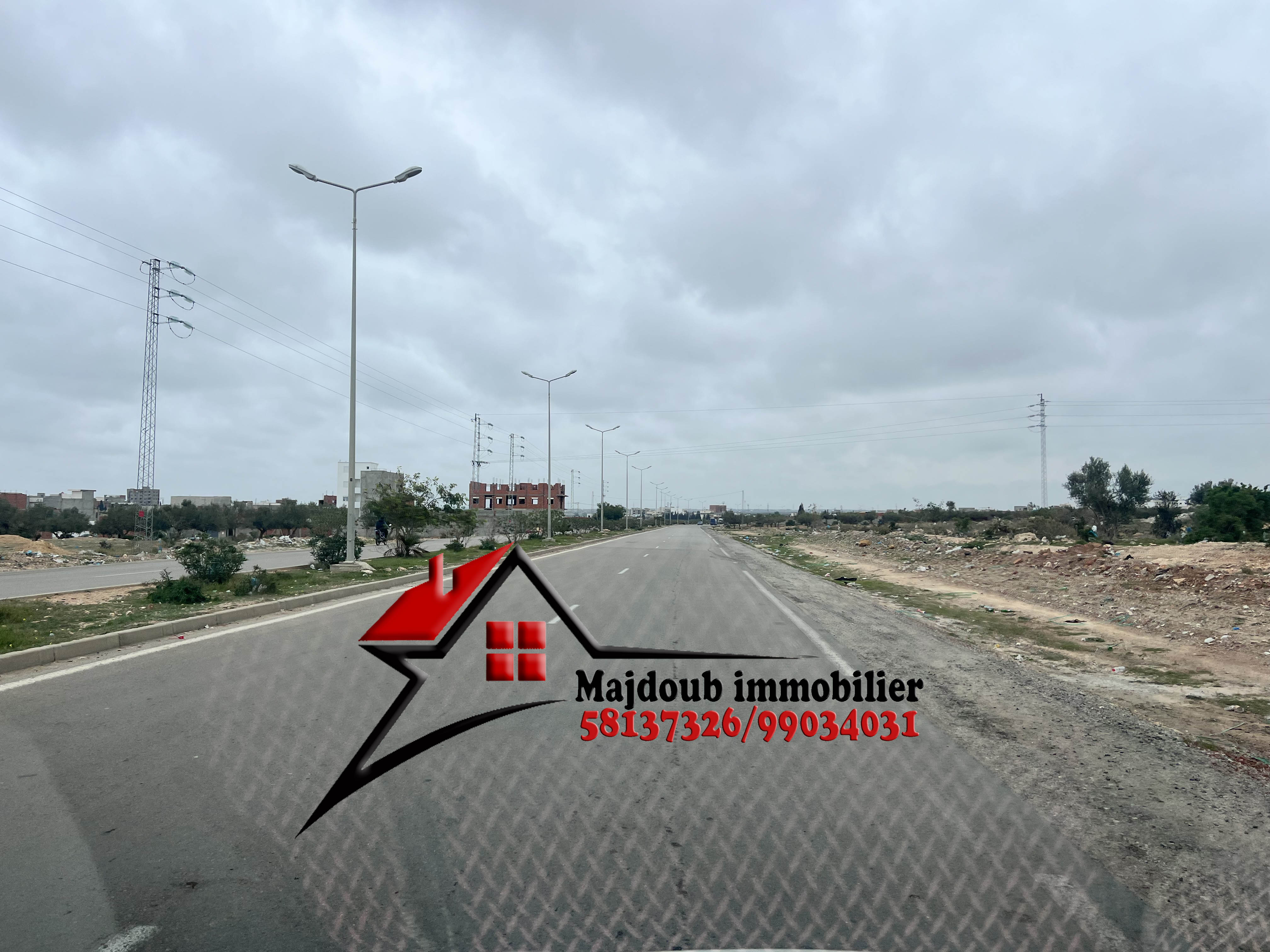 Sousse Riadh&nbsp;Ksibet Sousse&nbsp;Terrain&nbsp;Terrain nu&nbsp;Terrain de 1752 m utile pour usine