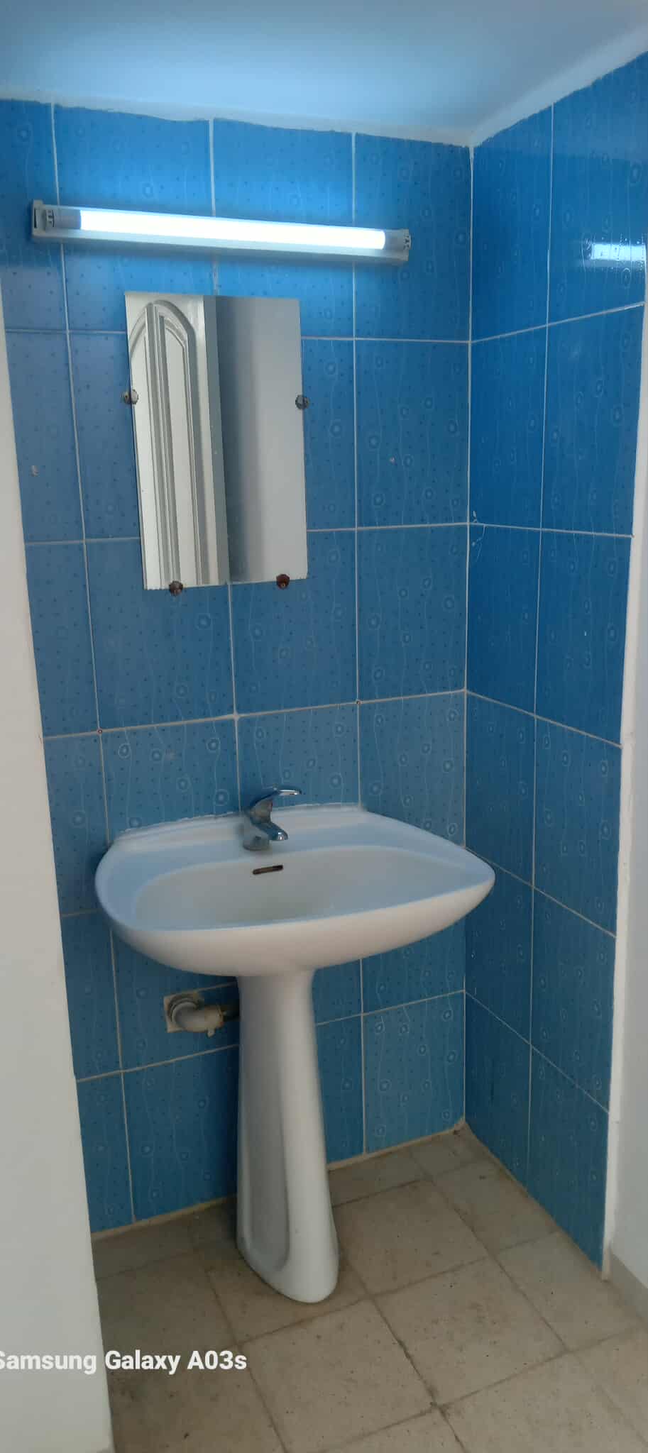 El Hrairia Cite Essoltani Location Appart. 1 pice Studio meubl