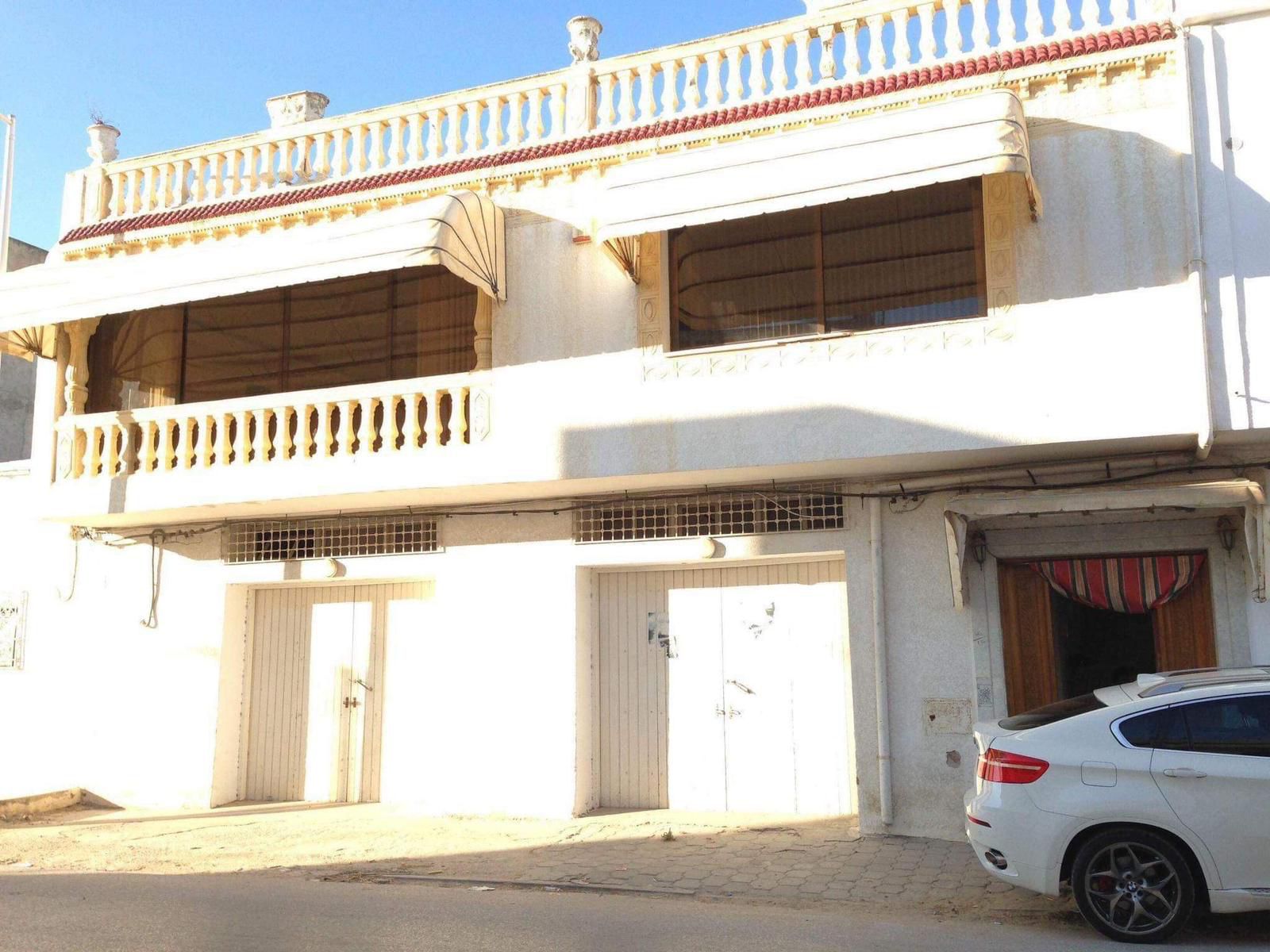 Menzel Temime Menzel Temime Location Surfaces Surface ouverte de 300m2