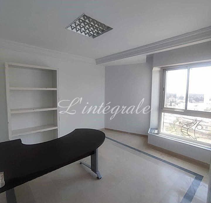 Ariana Ville Cite Ennasr 2 Bureaux & Commerces Bureau Bureau h2 avec une belle vue