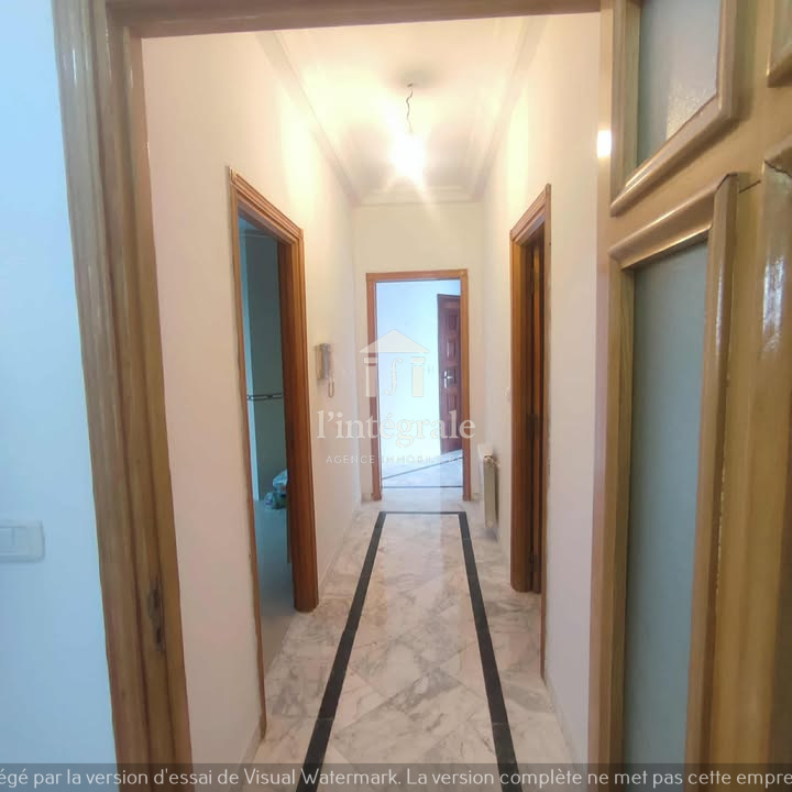 Ariana Ville Cite Ennasr 2 Vente Appart. 4 pices Superbe appartement s3 standing