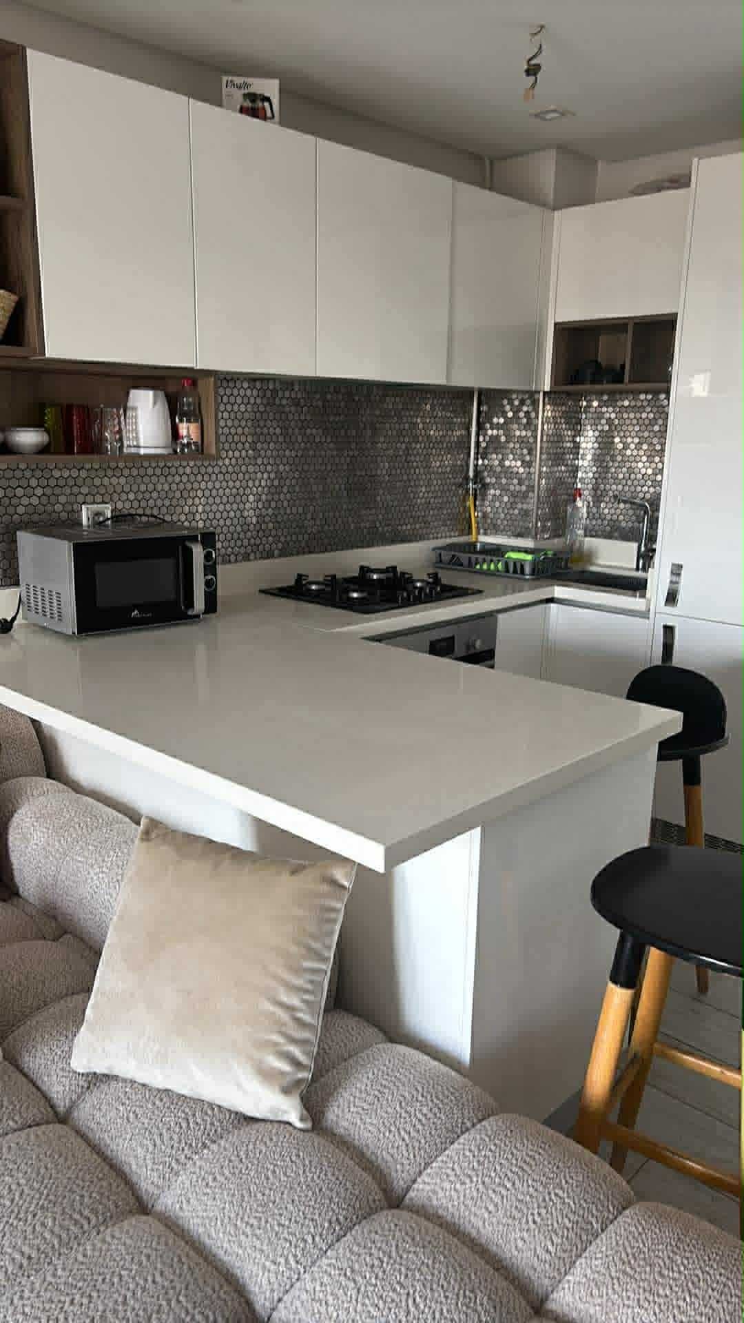 El Menzah El Menzah 9 Location Appart. 2 pices S1 meuble 1700d menzah 9c