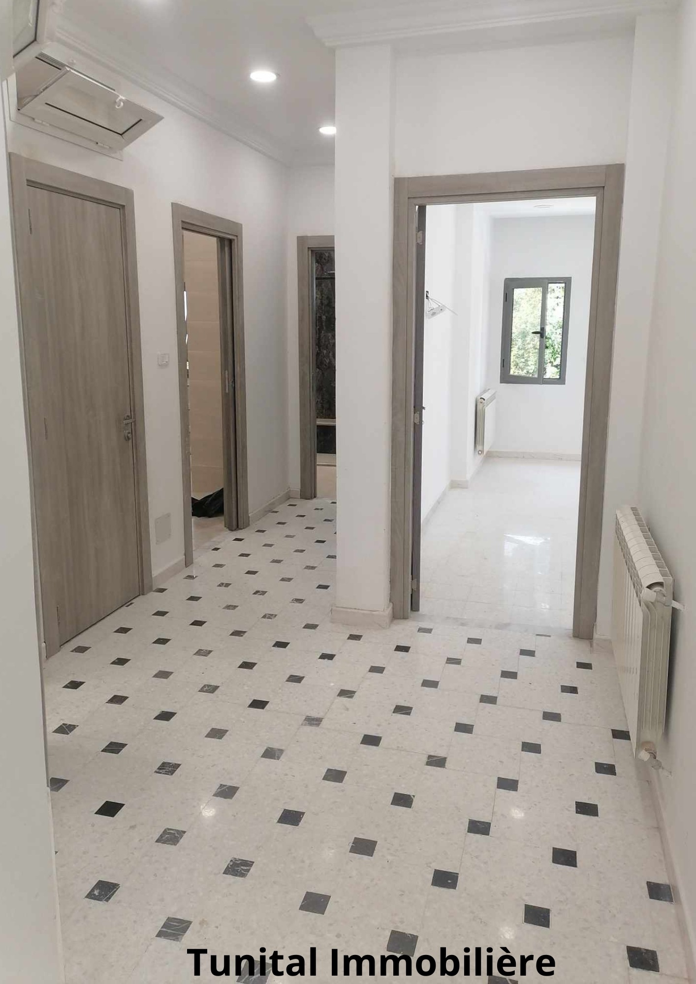 La Marsa&nbsp;Marsa Ennassim&nbsp;Location&nbsp;Maisons&nbsp;Appartement vide standing