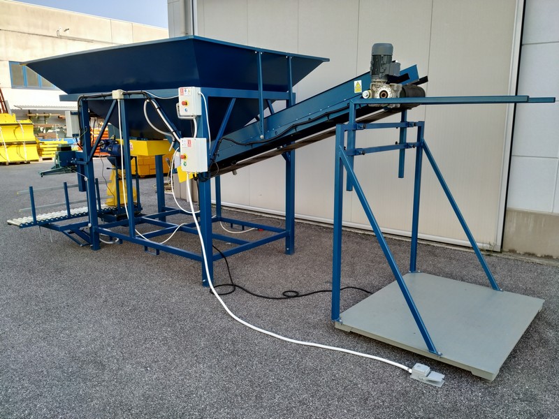 Zaghouan Cite 20 Mars Autre Autre Lot des machines roulants et industriels