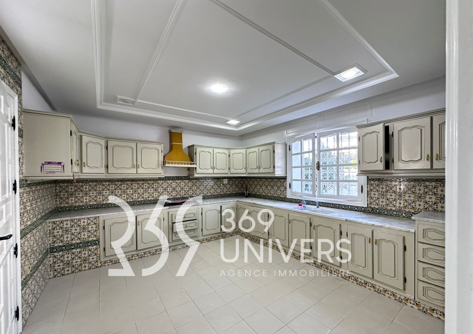 Carthage Carthage Location Maisons Villa avec jardin  carthage ref rh174