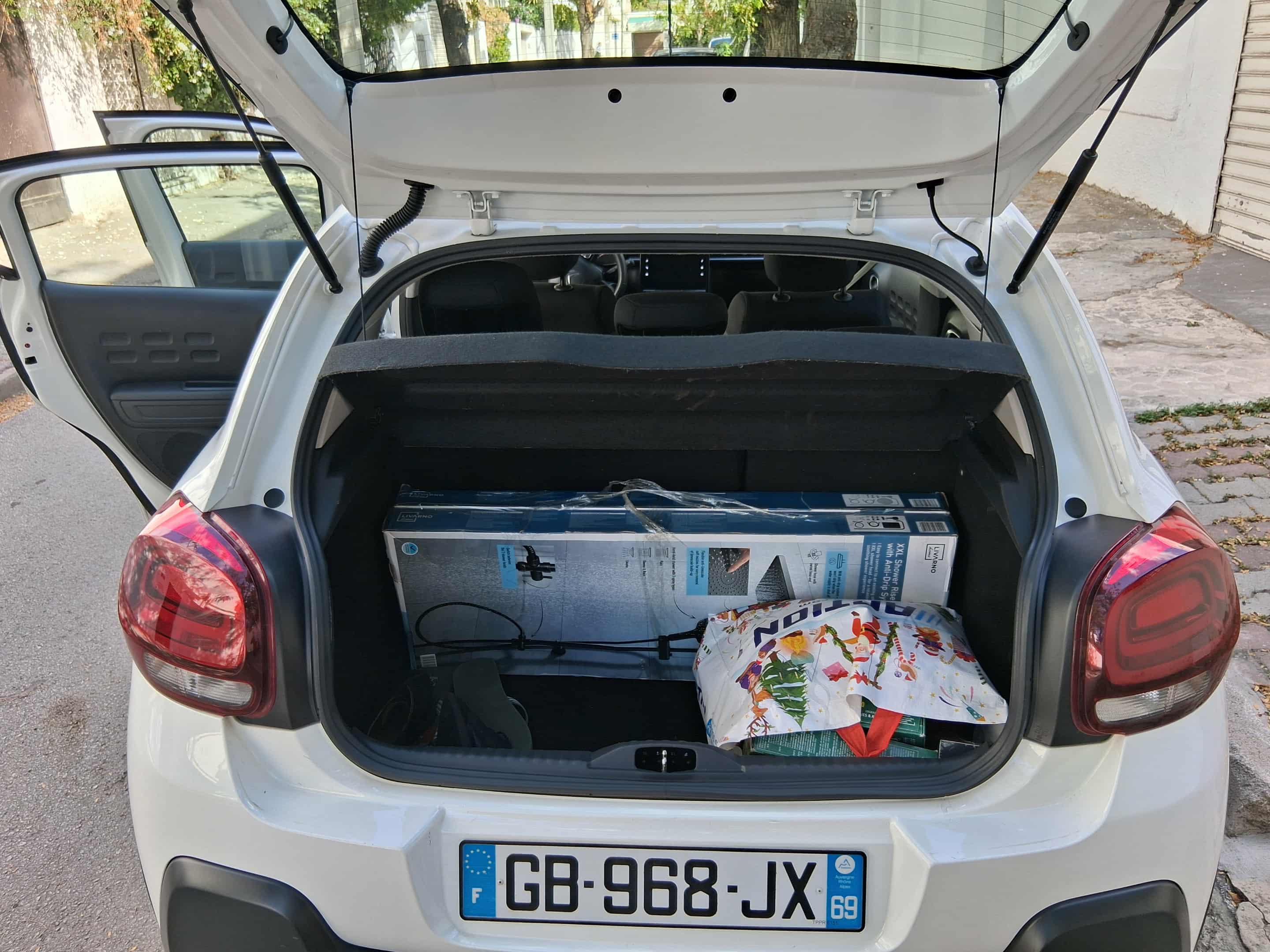 Ain Zaghouan Ain Zaghouan Citroen C3 Citroen c3 15 bleu hdi tout option