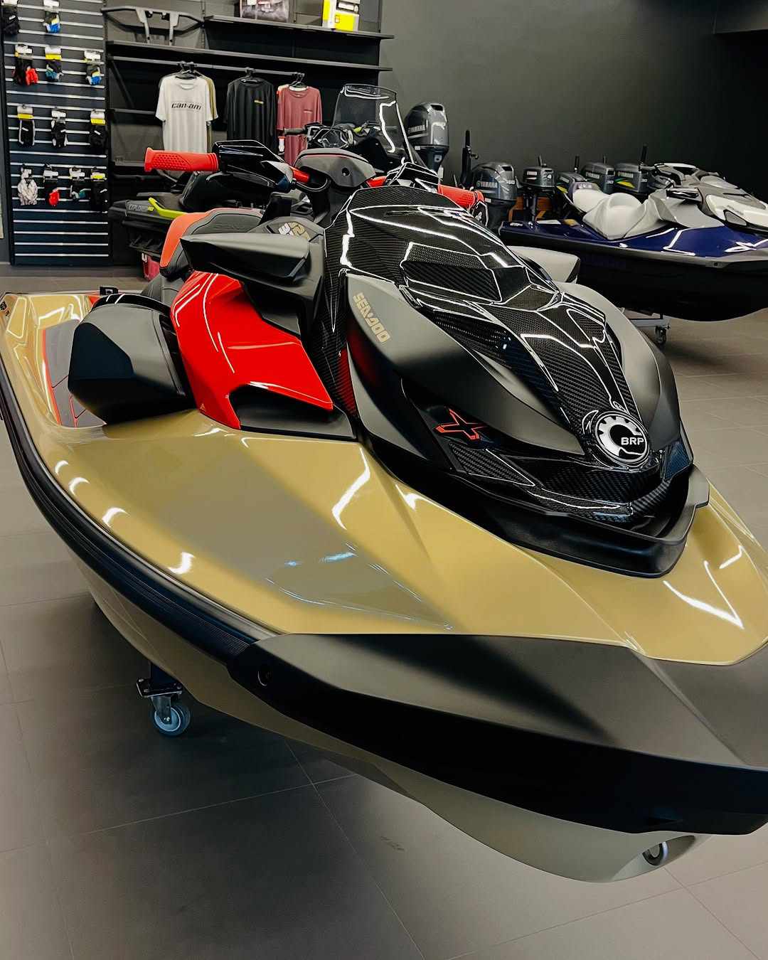 Bateaux  moteurs Jetski