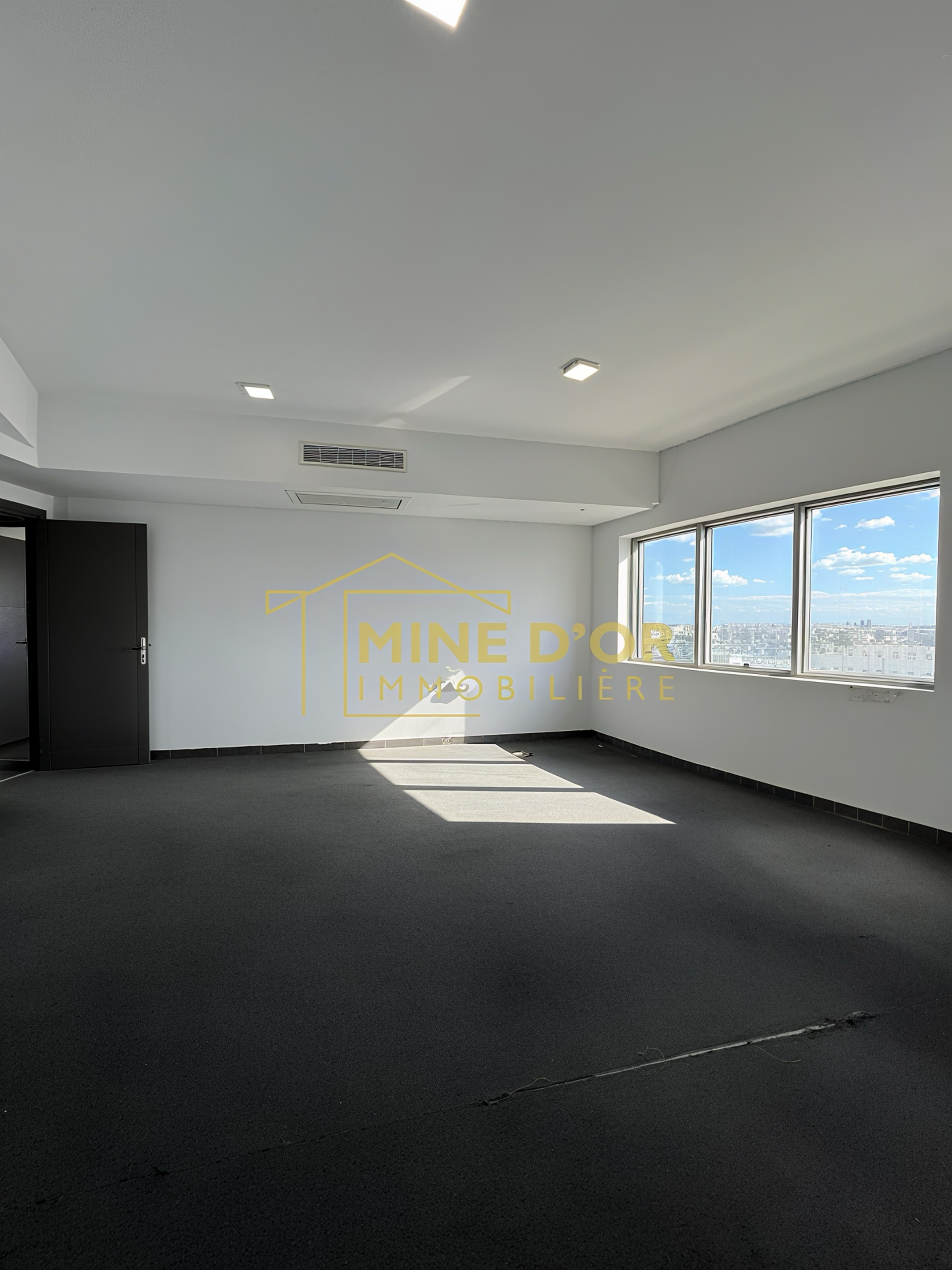 La Soukra Charguia 2 Bureaux & Commerces Bureau Bureau neuf en 3 espaces a charguia 2