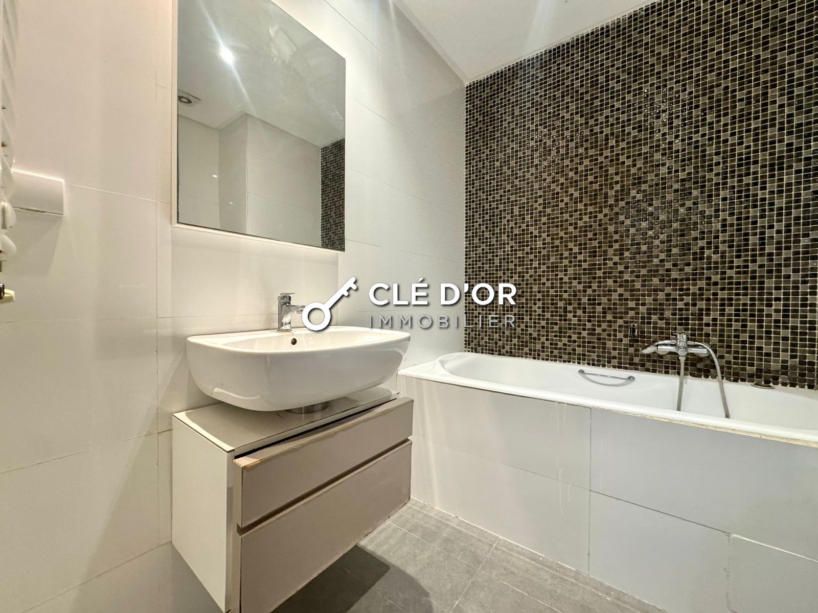 Ain Zaghouan Jardins de Carthage Location Appart. 3 pices Un s2 au jardins de carthage