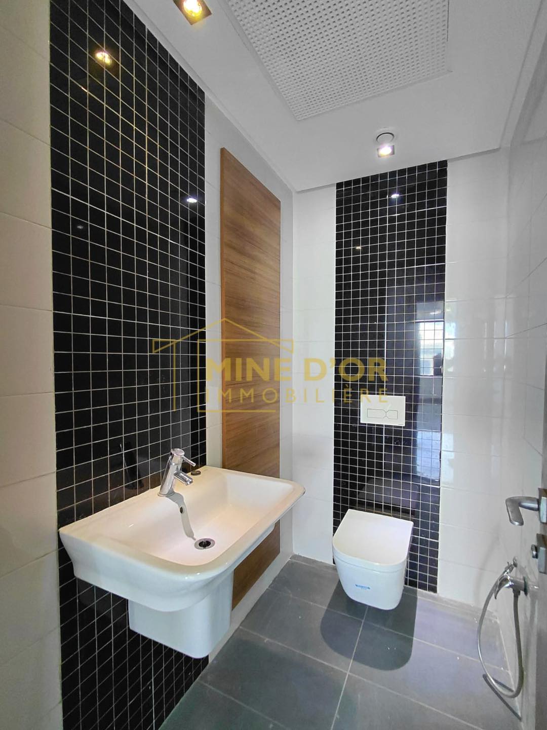 Bureaux & Commerces Bureau