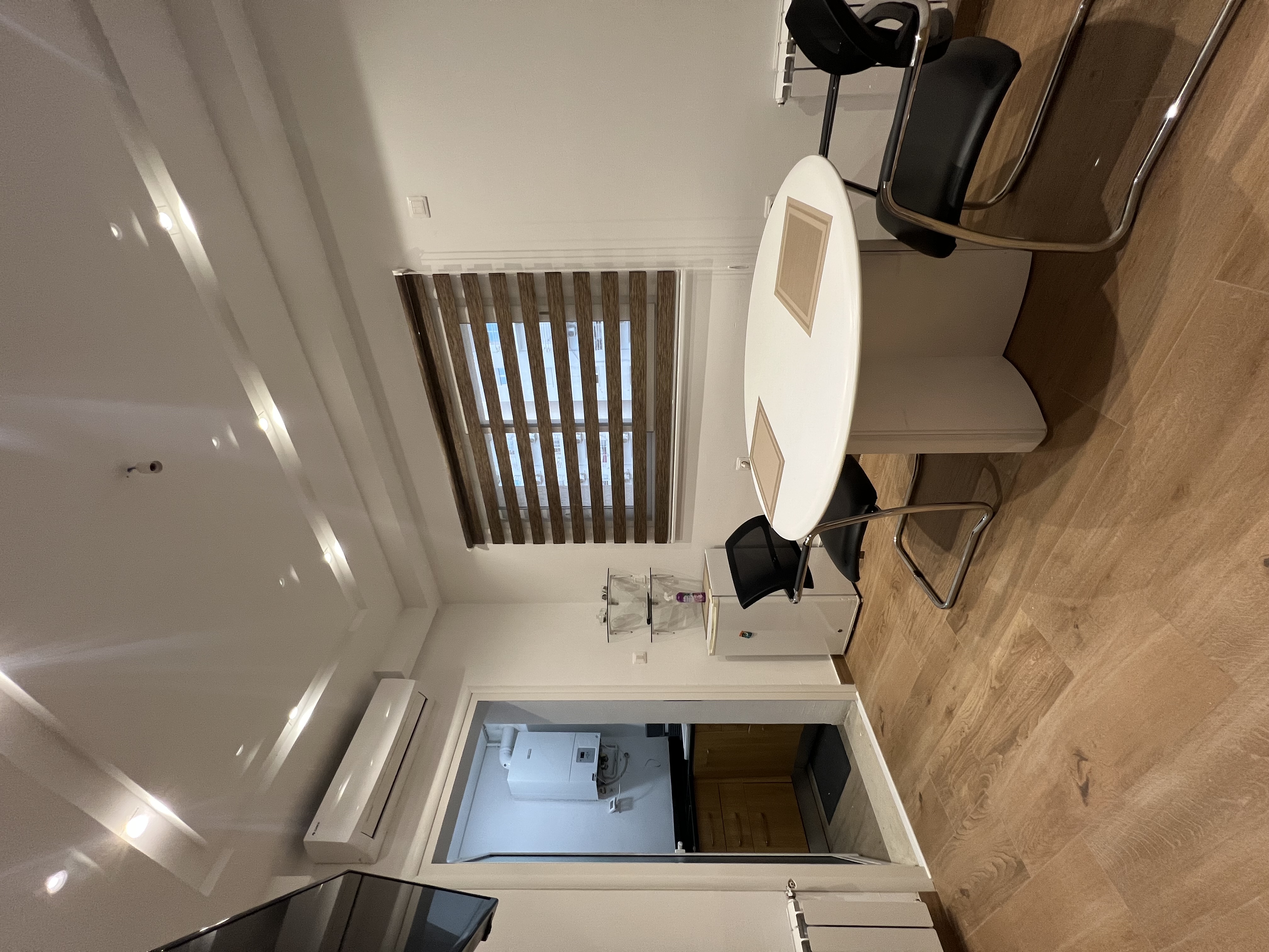 Cite El Khadra Zone urbaine nord Bureaux & Commerces Bureau Bureau en 4 espaces hts au centre urbain nord