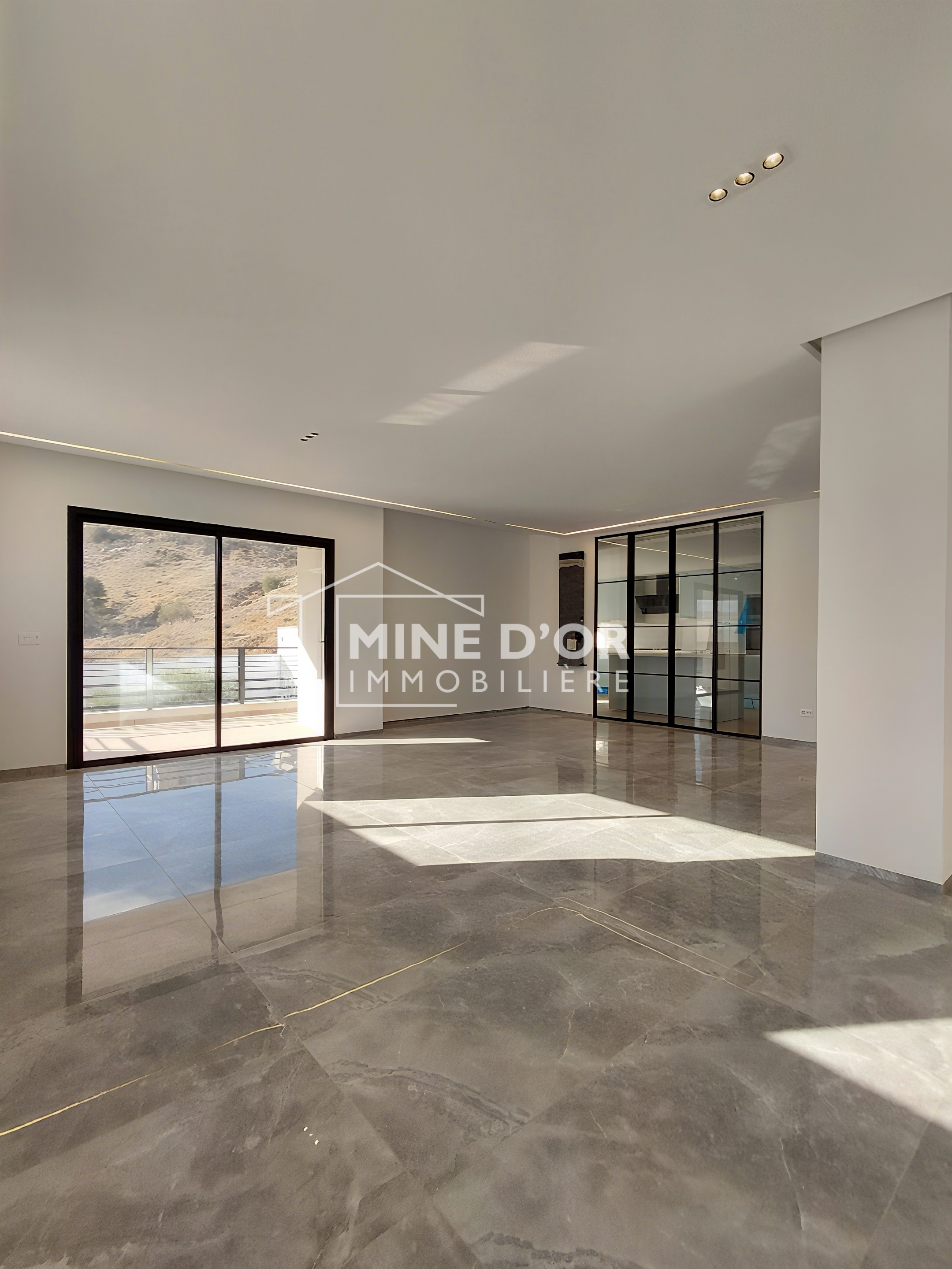 El Menzah El Menzah 9 Location Appart. 4 pices Al apprt s4 jamais habit a menzah 9