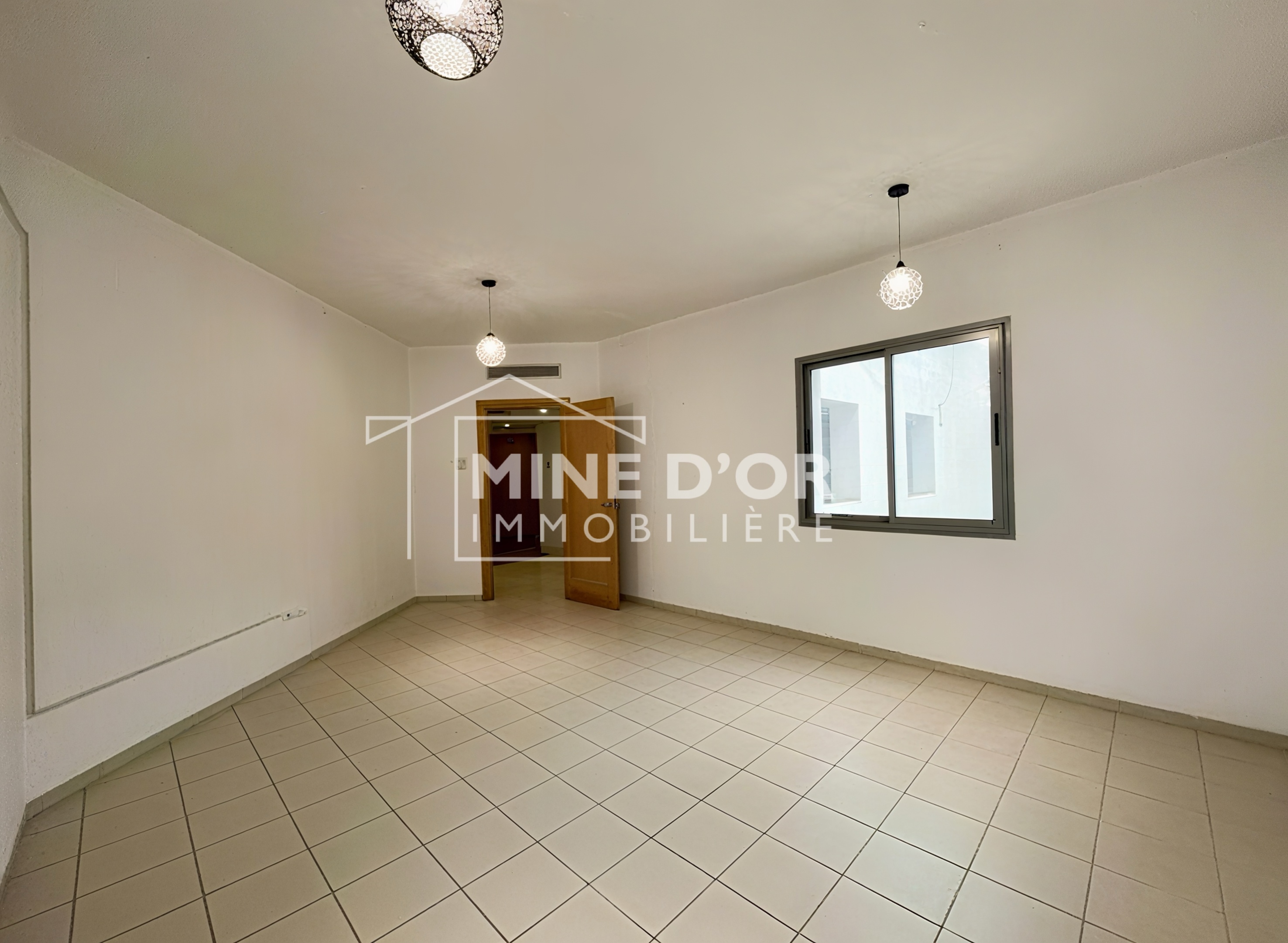 Bab Bhar Montplaisir Bureaux & Commerces Bureau Al bureau en 3 espaces  montplaisir