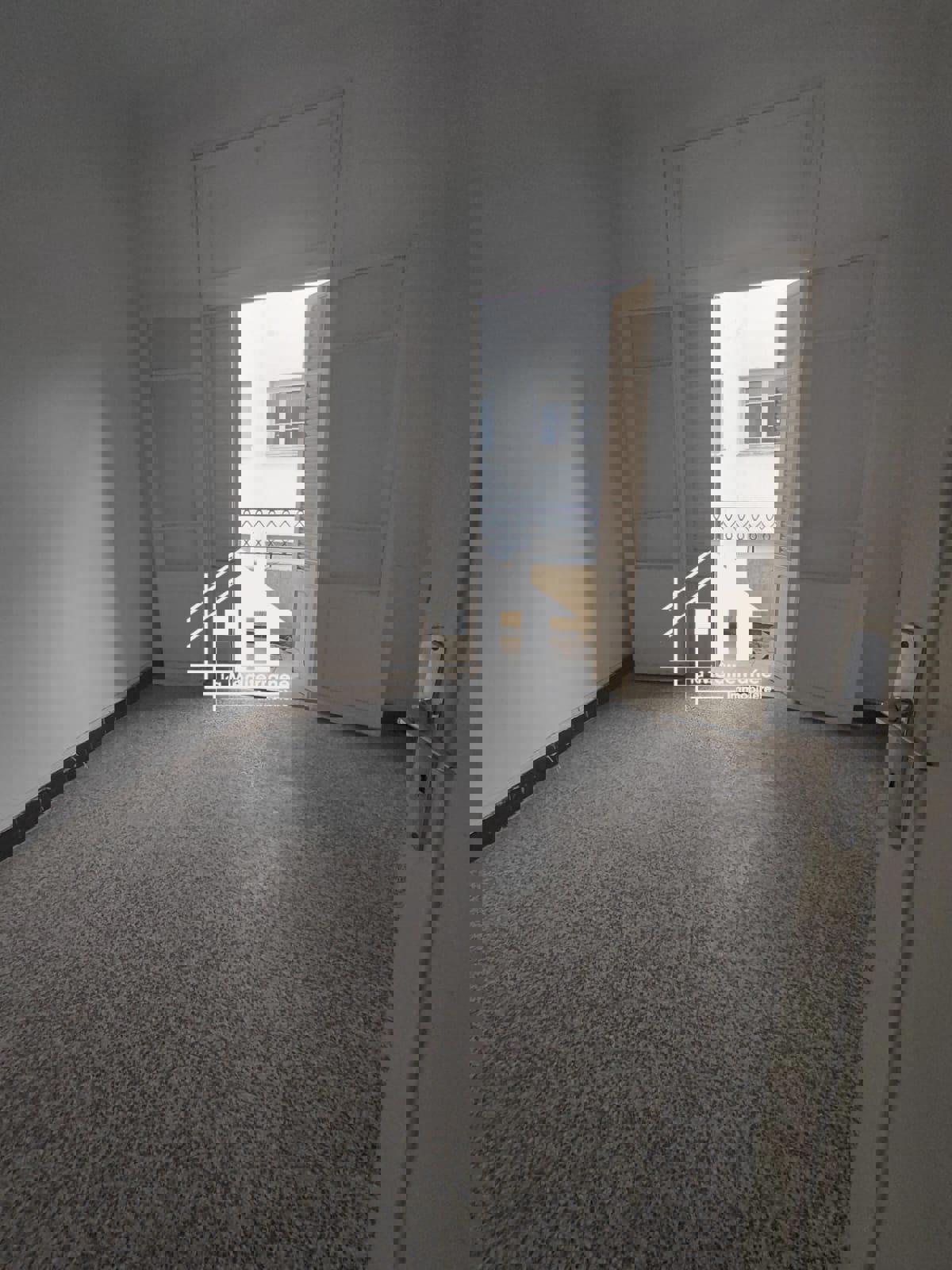 Bab Bhar Bab Bhar Location Appart. 4 pices Appart s4 au centre ville