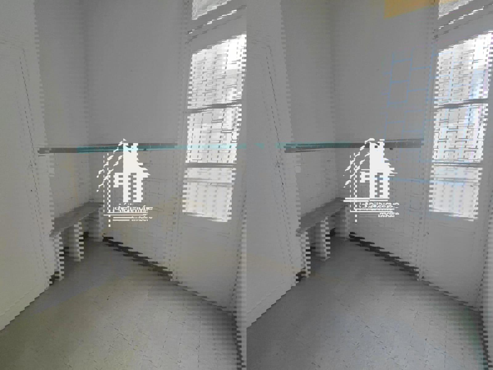 Bab Bhar Bab Bhar Location Appart. 4 pices Appart s4 au centre ville