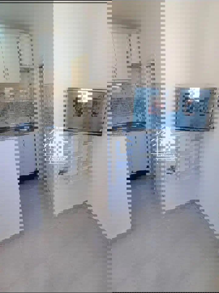 Bab Bhar Bab El Jazira Location Appart. 1 pice Appartement s1  bab el jazirra meubl