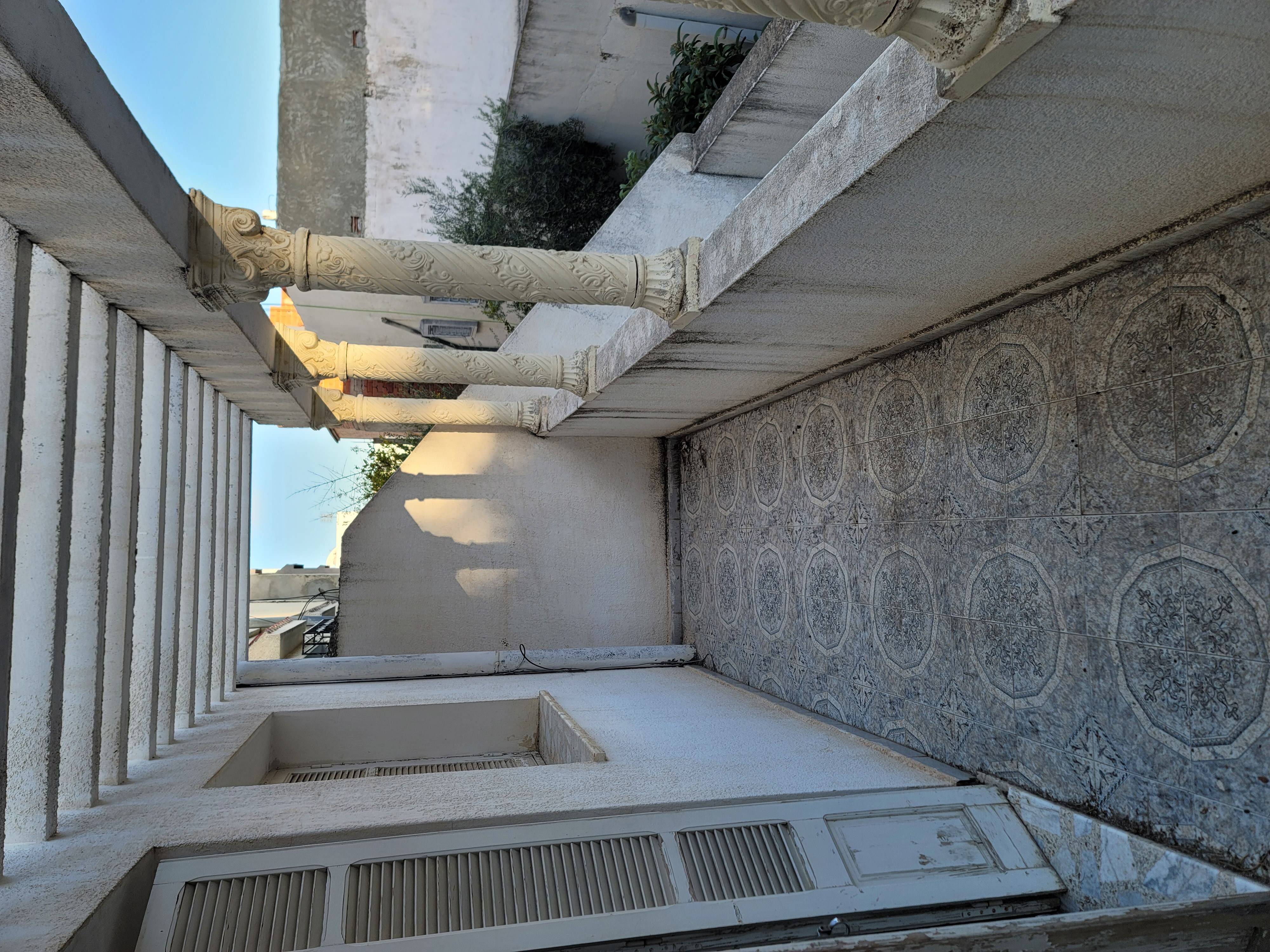 Ezzouhour (Tunis) Cite Ezzouhour Location Appart. 3 pices Appartement 1er tage  cit zouhour 1