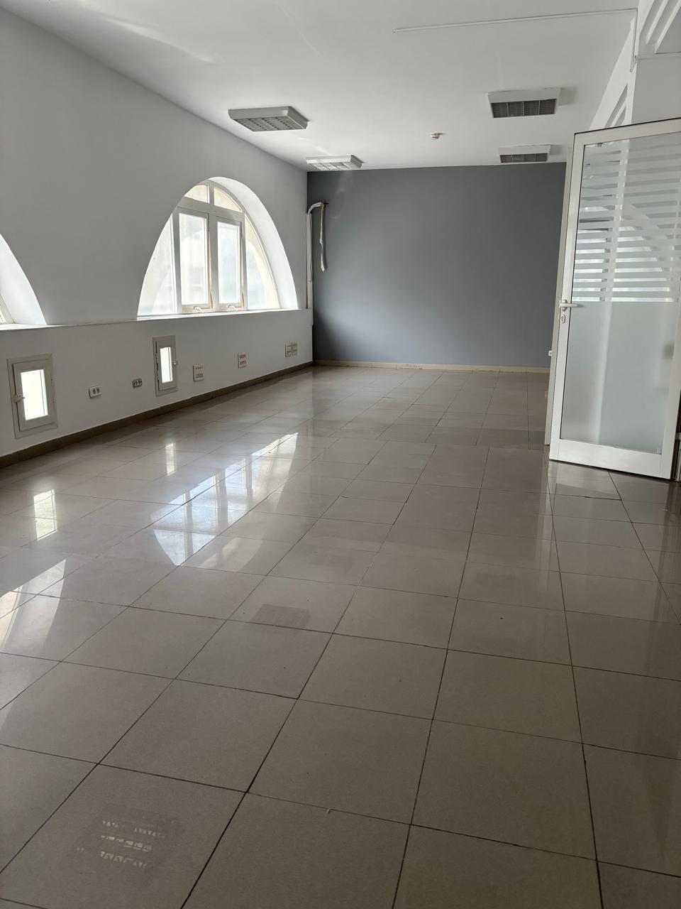 La Marsa Berge Du Lac Bureaux & Commerces Bureau Lac 1 bureau 300 m2