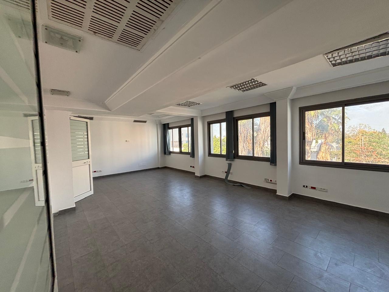 Bureaux & Commerces Bureau