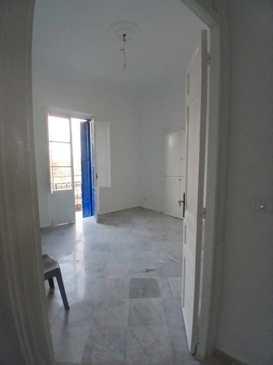 Bab Bhar&nbsp;Bab Bhar&nbsp;Location&nbsp;Appart. 5 pi�ces+&nbsp;S plus 4  au centre ville de tunis wbwb4346