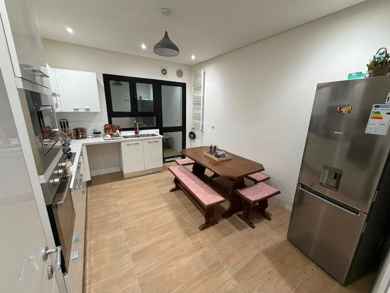 Ariana Ville&nbsp;Cite Ennasr 2&nbsp;Location&nbsp;Appart. 4 pi�ces&nbsp;S plus 3 meubl� a ennasr 2 wb4364