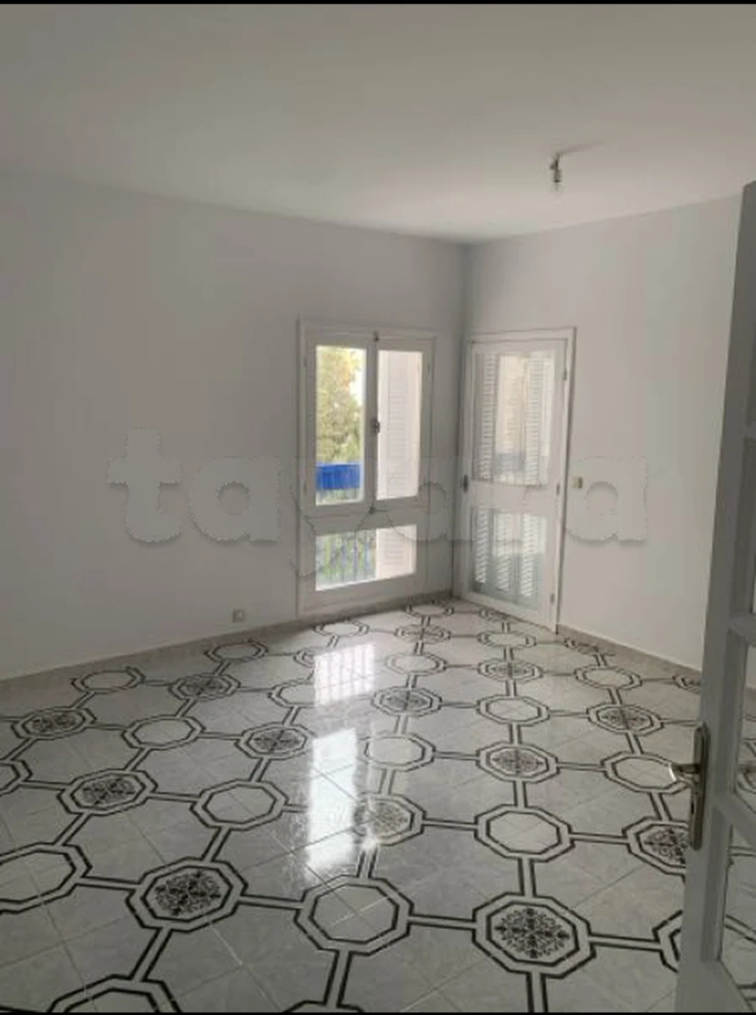 Ariana Ville&nbsp;El Menzah 7&nbsp;Location&nbsp;Appart. 4 pi�ces&nbsp;S plus 3 r�nov� a el manzah 7 wb4369