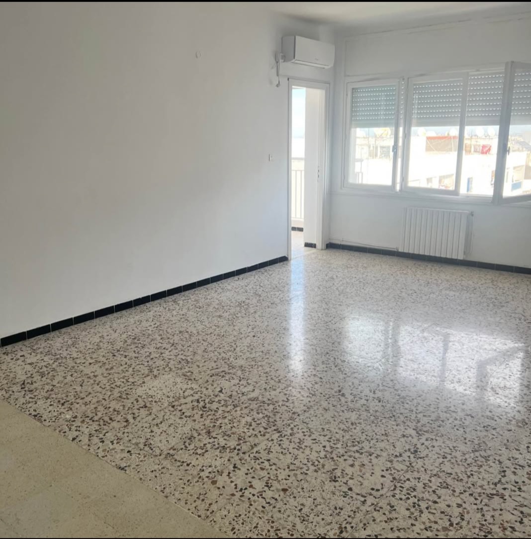 Ariana Ville&nbsp;Ariana&nbsp;Location&nbsp;Appart. 3 pi�ces&nbsp;S plus 2 a l'ariana wb4370