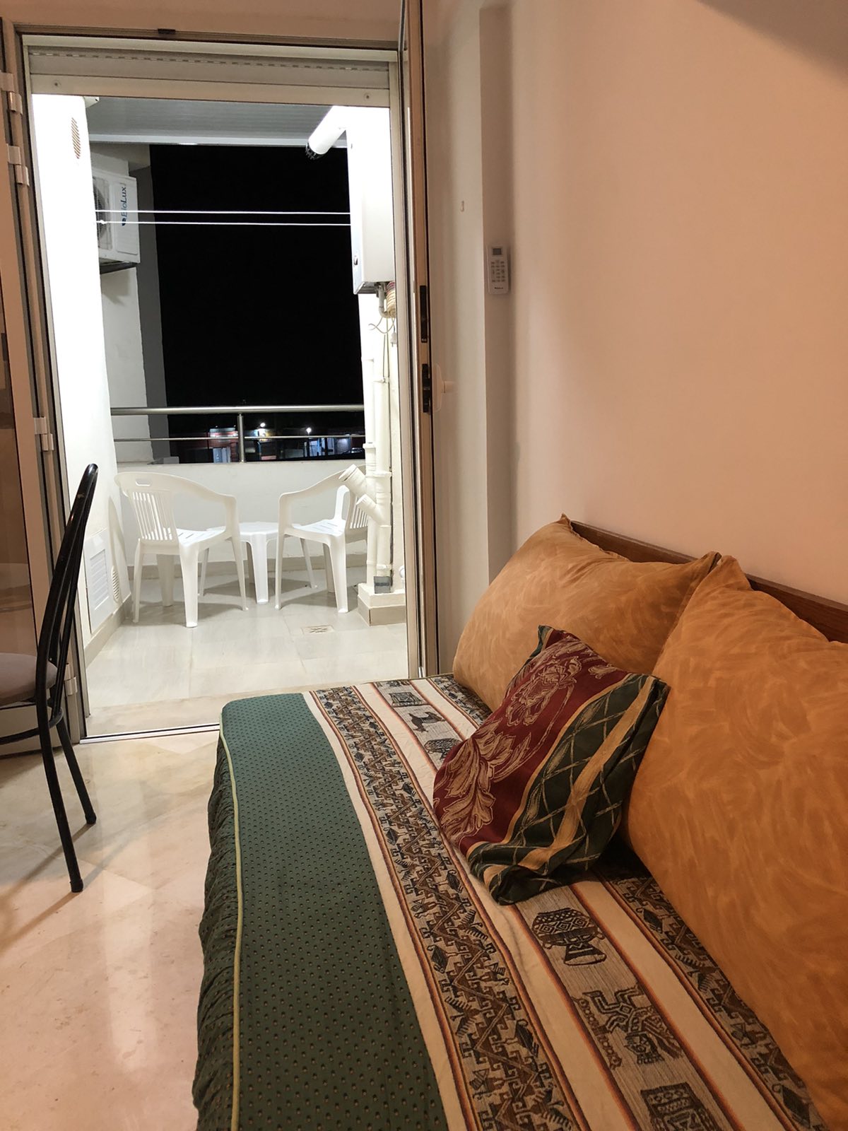 Ain Zaghouan&nbsp;Ain Zaghouan&nbsp;Location&nbsp;Appart. 1 pi�ce&nbsp;Studio s0 meubl�