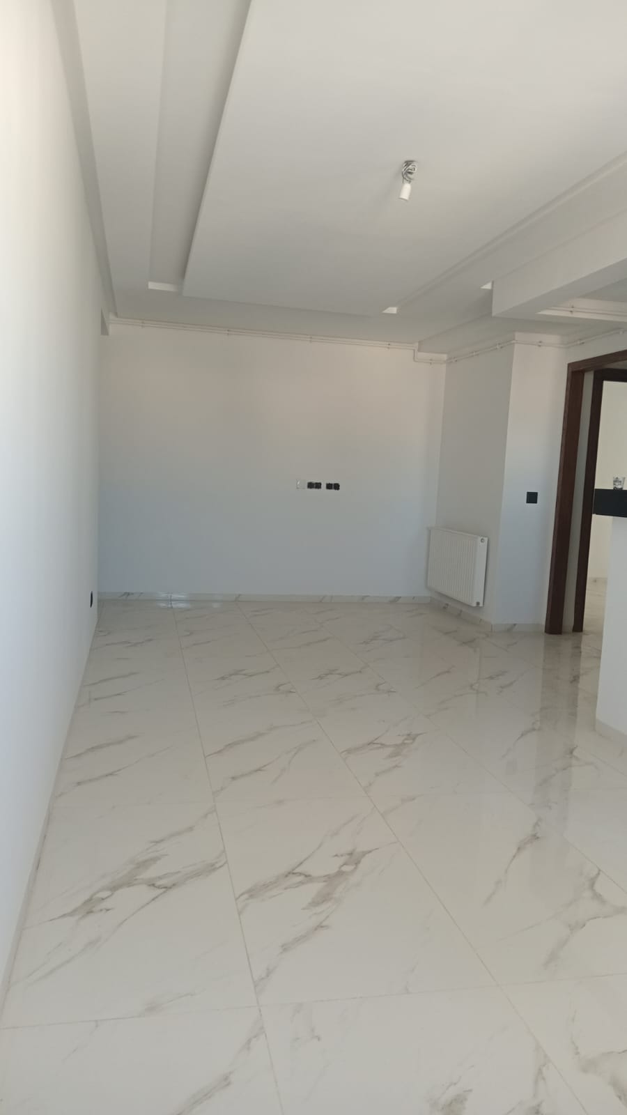 Ain Zaghouan Ain Zaghouan Location Appart. 3 pices S plus 2 trs lumineux jamais habit  l'aouina