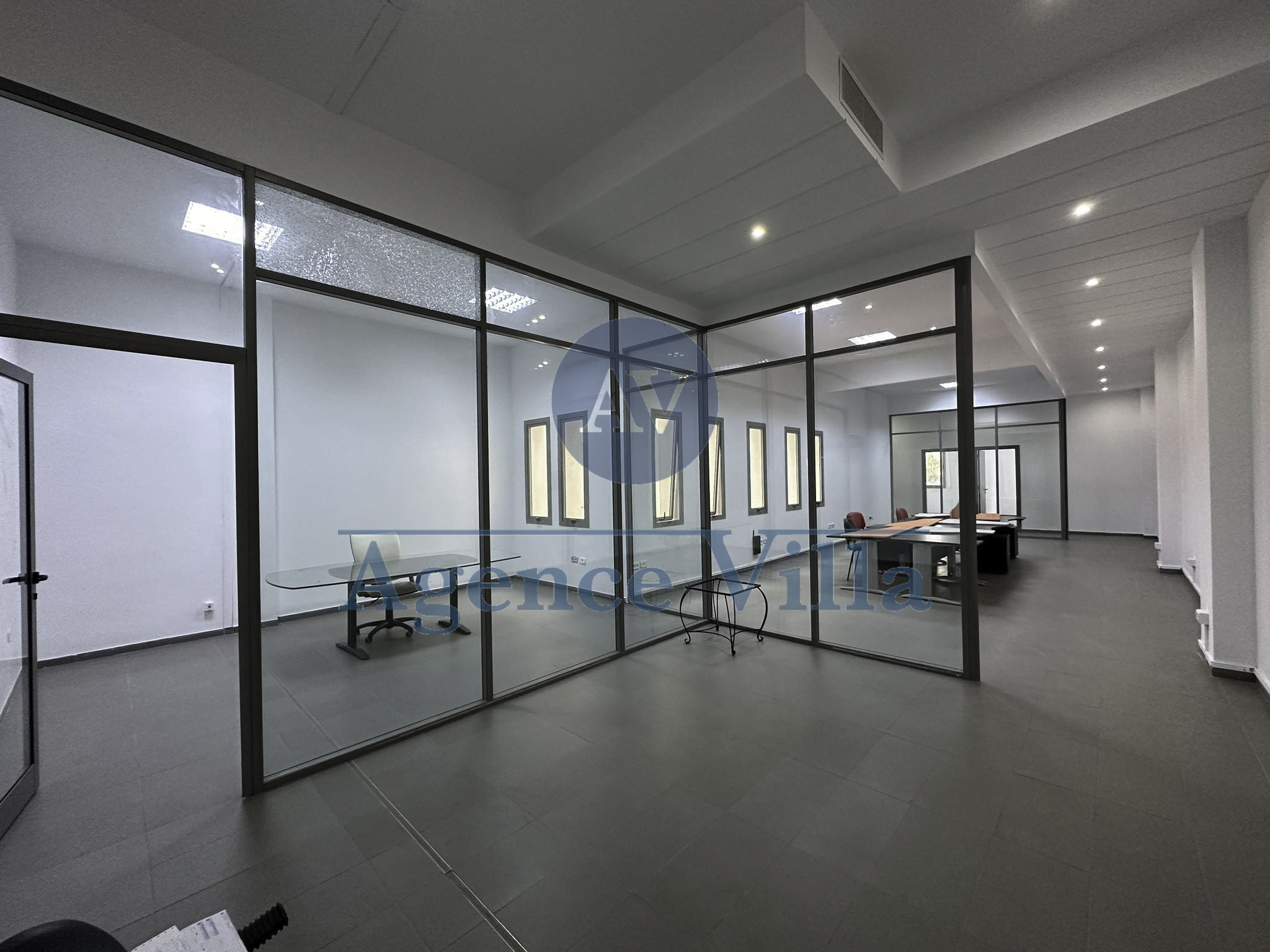 Bureaux & Commerces Bureau