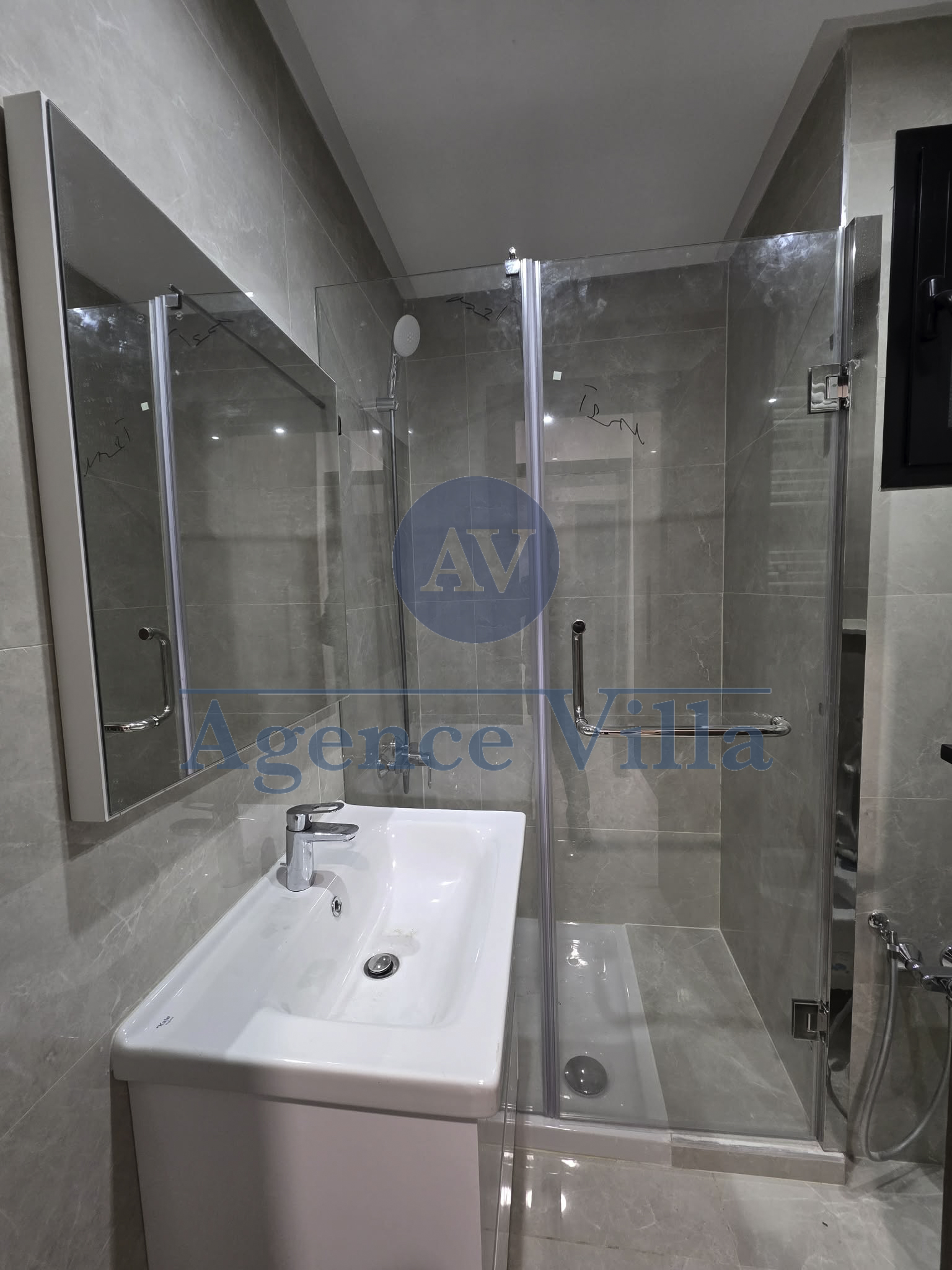 Ain Zaghouan Ain Zaghouan Location Appart. 2 pices Un appartement s1  ain zaghouan