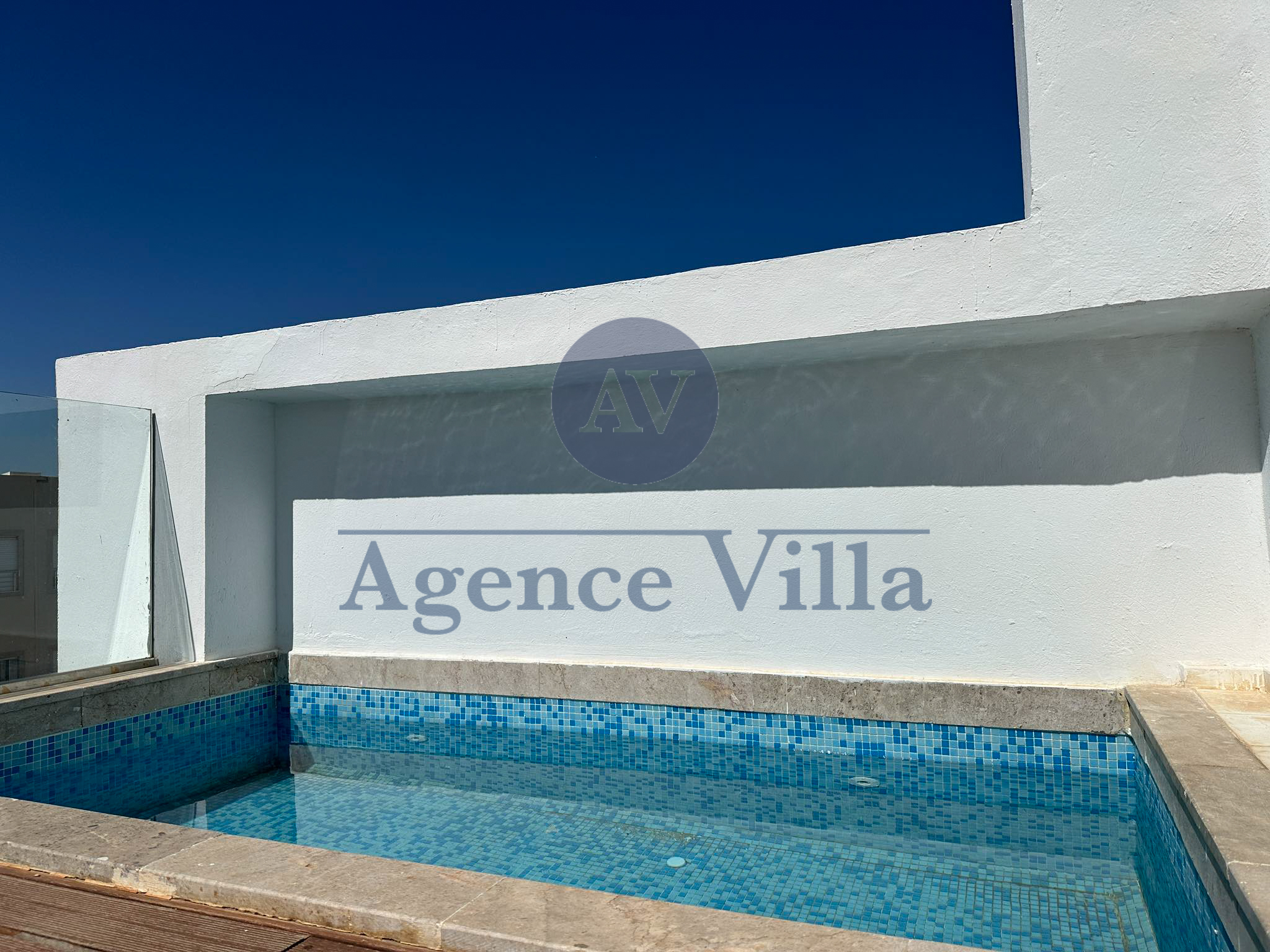 Location&nbsp;Duplex