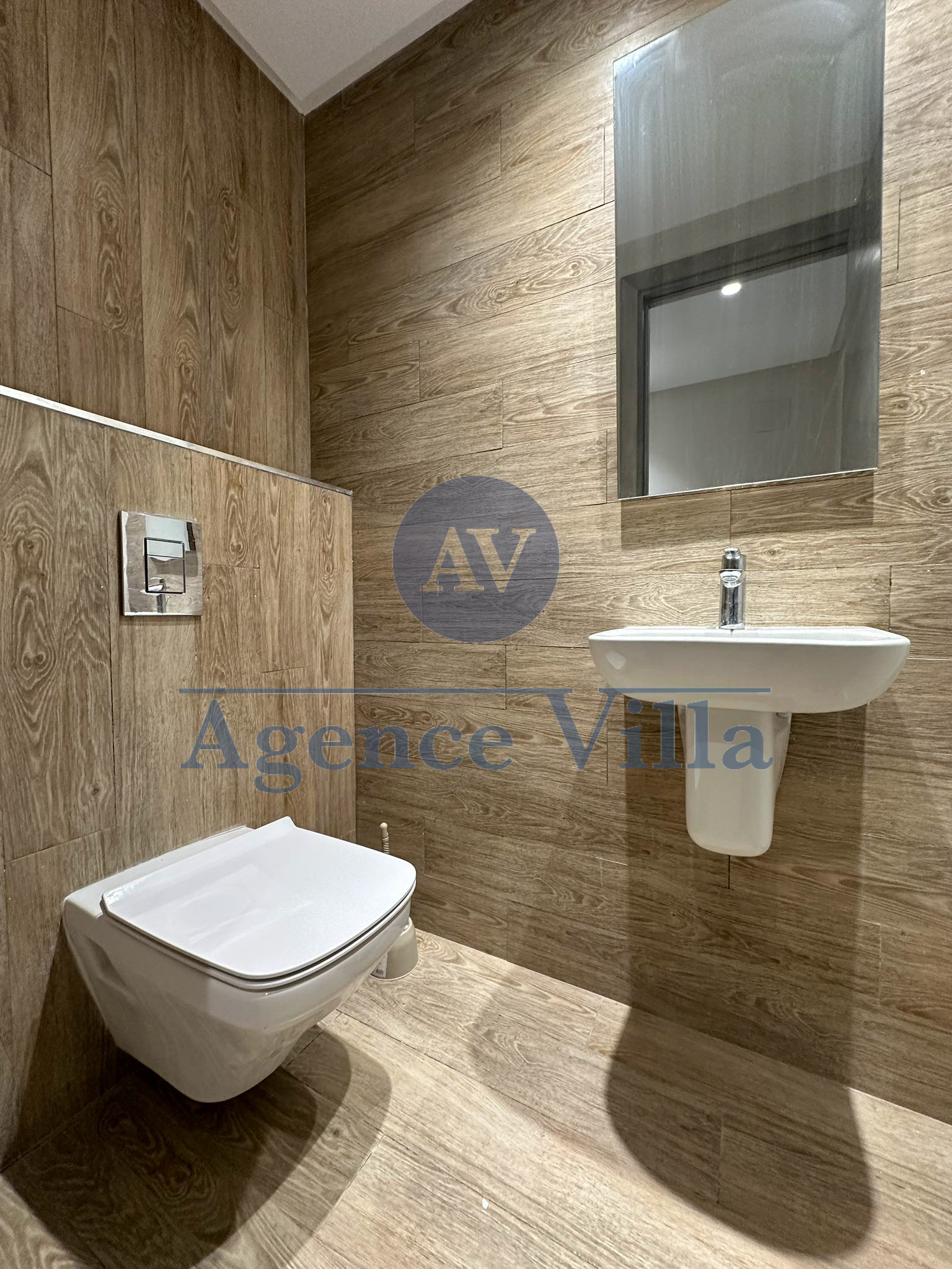 La Marsa&nbsp;Berge Du Lac&nbsp;Bureaux & Commerces&nbsp;Bureau&nbsp;Un bureau h4 au lac3