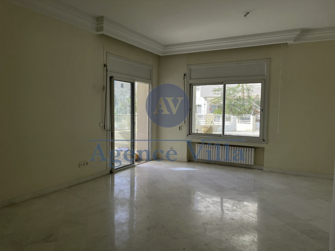 La Marsa&nbsp;Berge Du Lac&nbsp;Location&nbsp;Appart. 5 pi�ces+&nbsp;Un appartement s4 au lac1