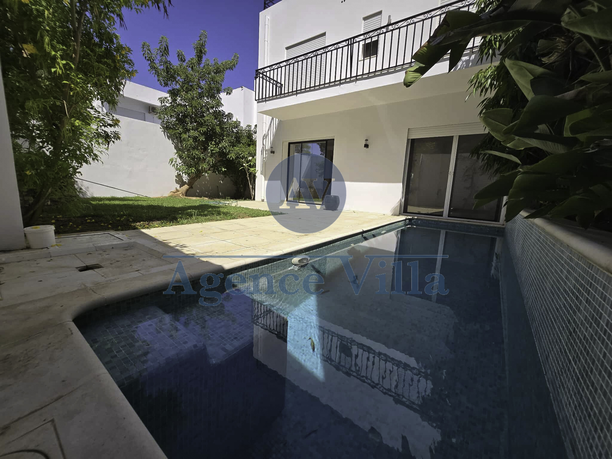 La Marsa&nbsp;Gammart&nbsp;Location&nbsp;Maisons&nbsp;Une villa avec piscine � gammarth for�t