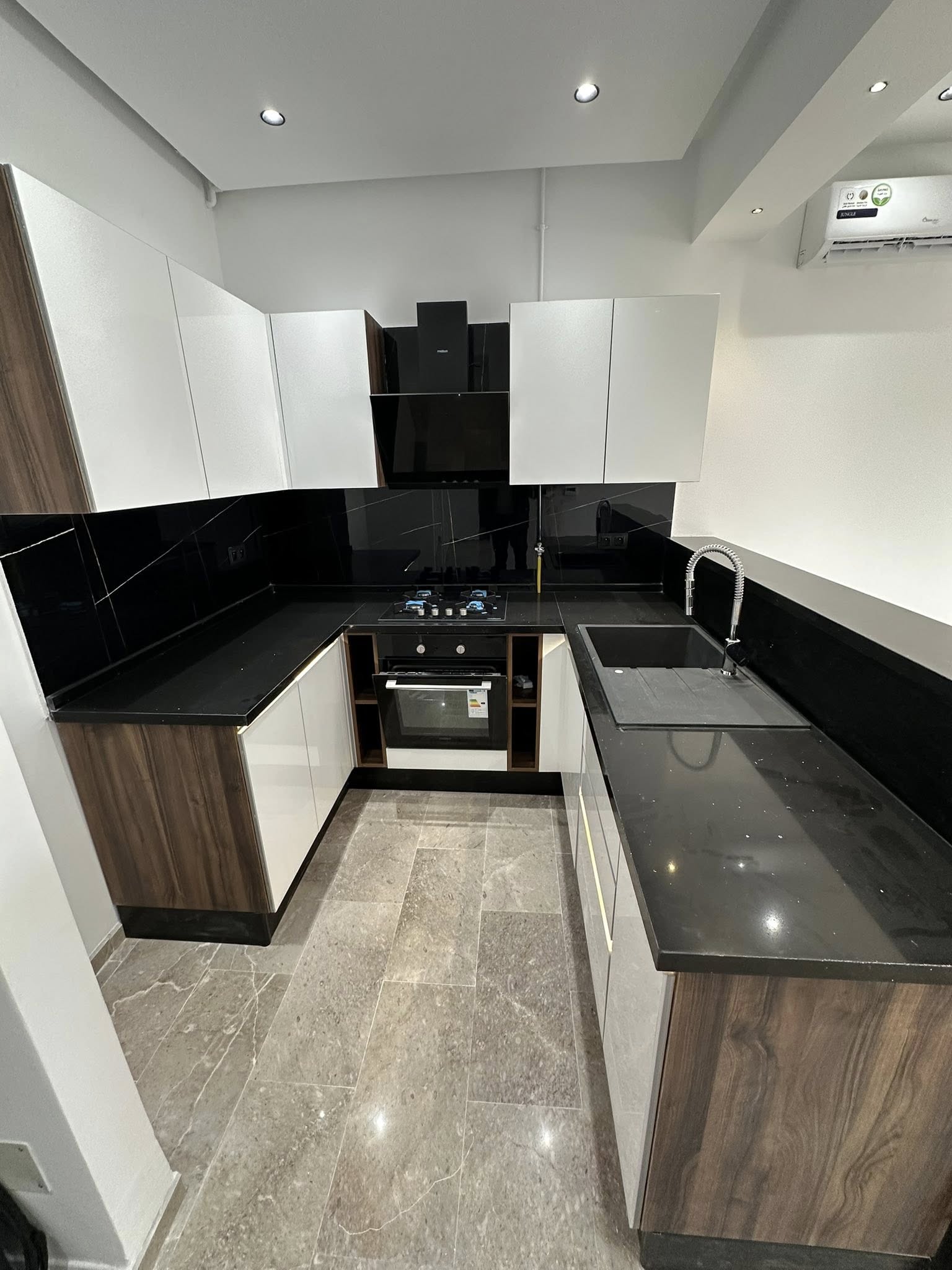 La Soukra Chotrana 1 Location Appart. 2 pices Appartement  chotrana 1 tout neuf