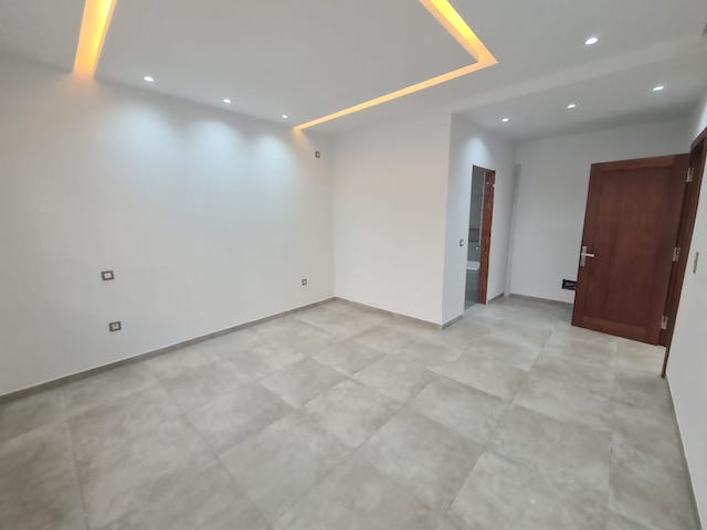 Location&nbsp;Duplex