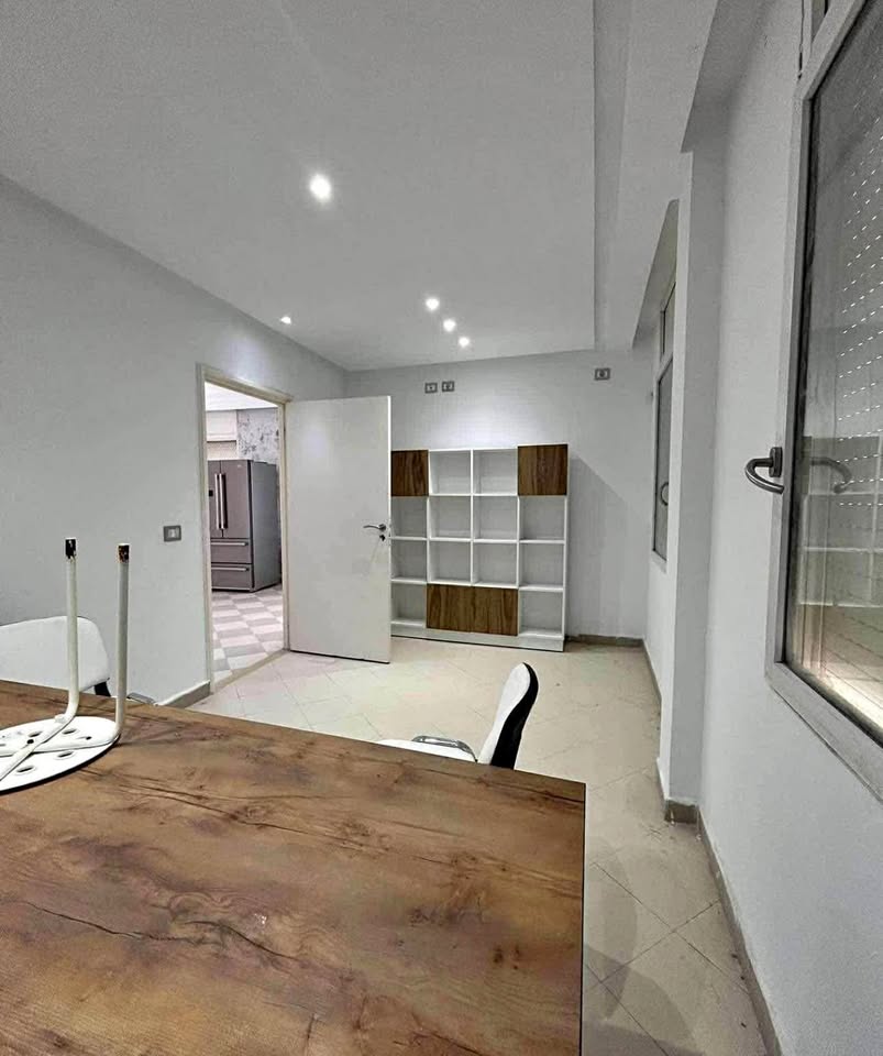 Ain Zaghouan&nbsp;Ain Zaghouan&nbsp;Location&nbsp;Autre&nbsp;Local bureautique � rue khaled ibn el walid