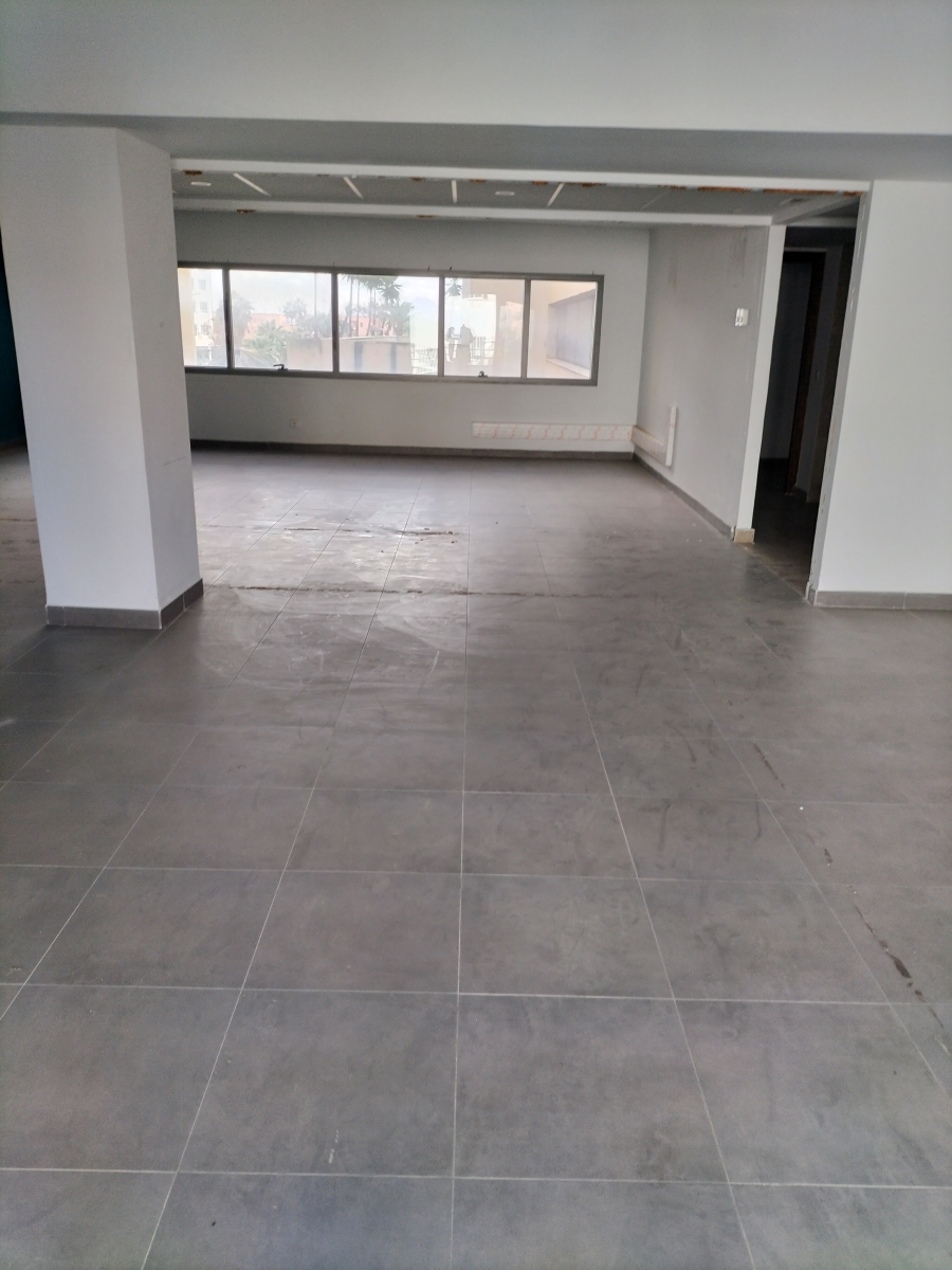 El Menzah&nbsp;Tunis Belvedere&nbsp;Bureaux & Commerces&nbsp;Bureau&nbsp;Etage bureautique haut standing en open space